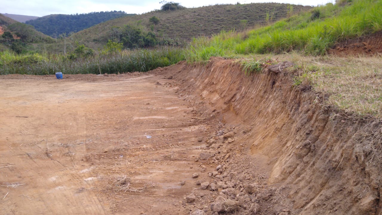Movimentação do solo é flagrada em Volta Redonda