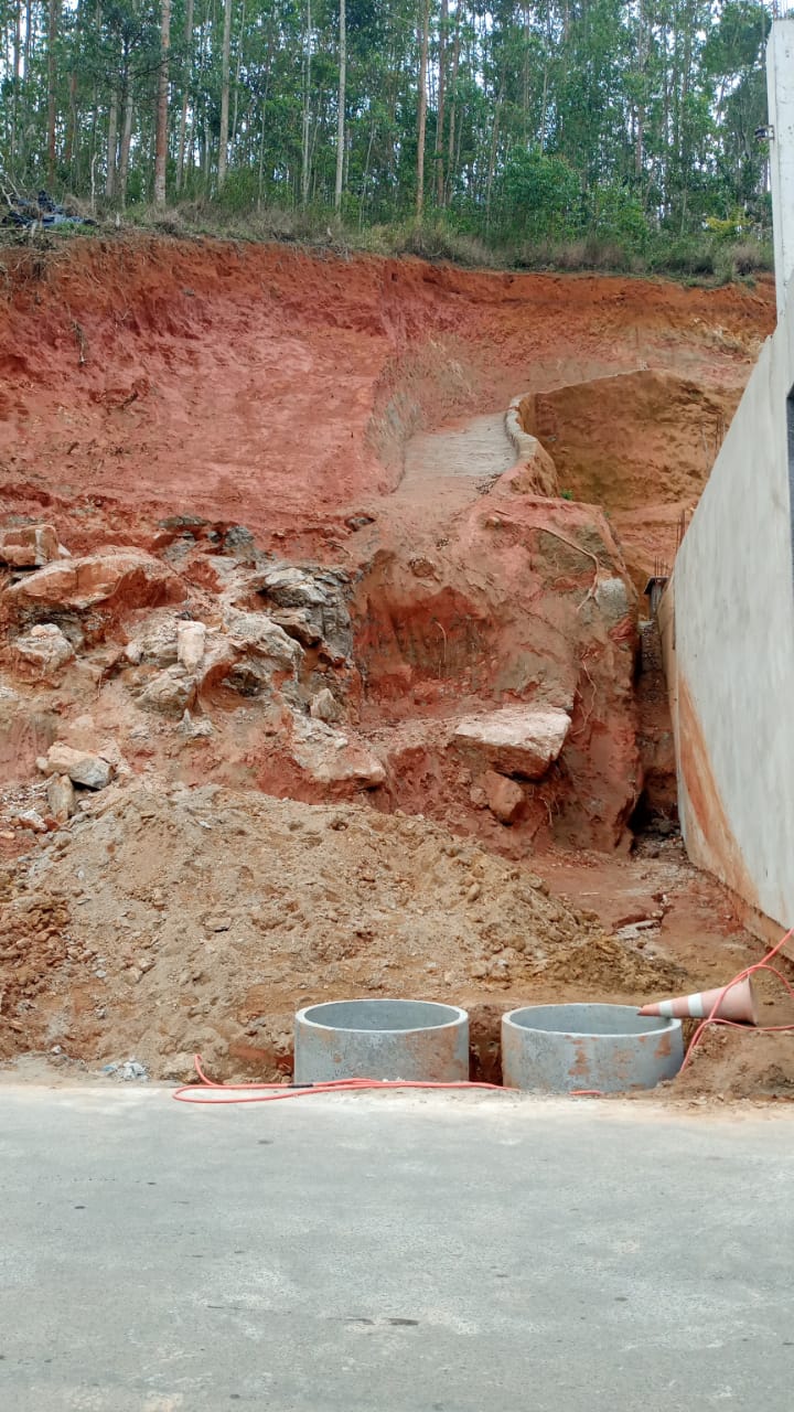 Denúncia leva 3ª UPAm a identificar construção de fossa séptica próxima a nascente em Trajano de Moraes