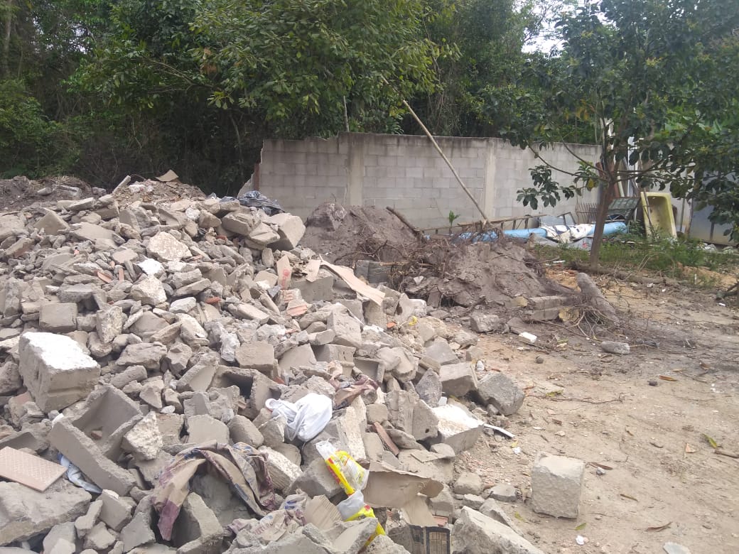 Polícia Ambiental confirma denúncia do Linha Verde sobre despejo de resíduos de construção civil e aterramento de córrego em Campo Grande