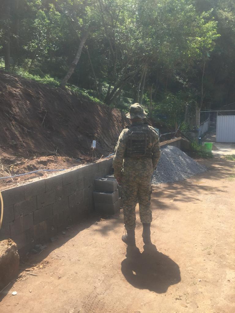 Polícia verifica denúncia do Linha Verde sobre construção irregular em Petrópolis 