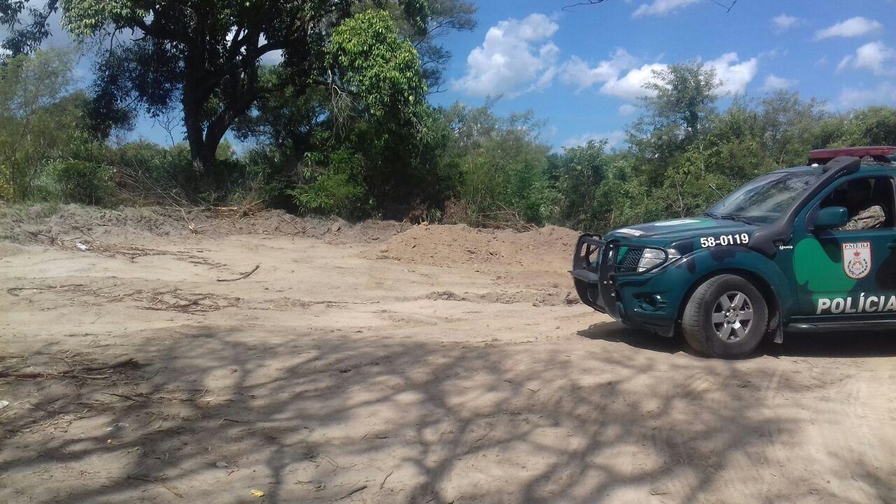 Polícia encontra área onde havia extração de recurso minerais em São Gonçalo, após denúncia do Linha Verde