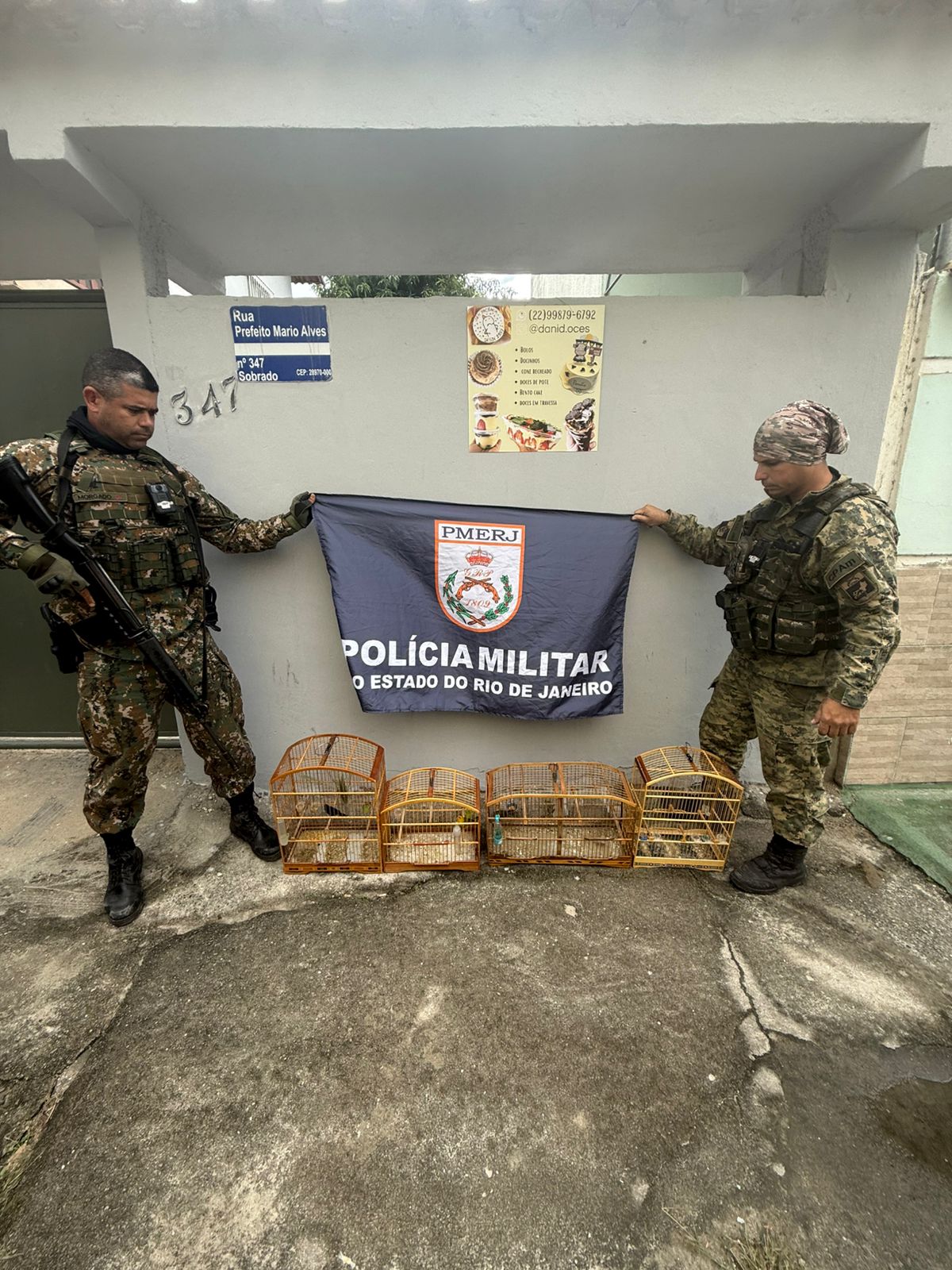8ª UPAm resgata pássaros mantidos em cativeiro em Araruama
