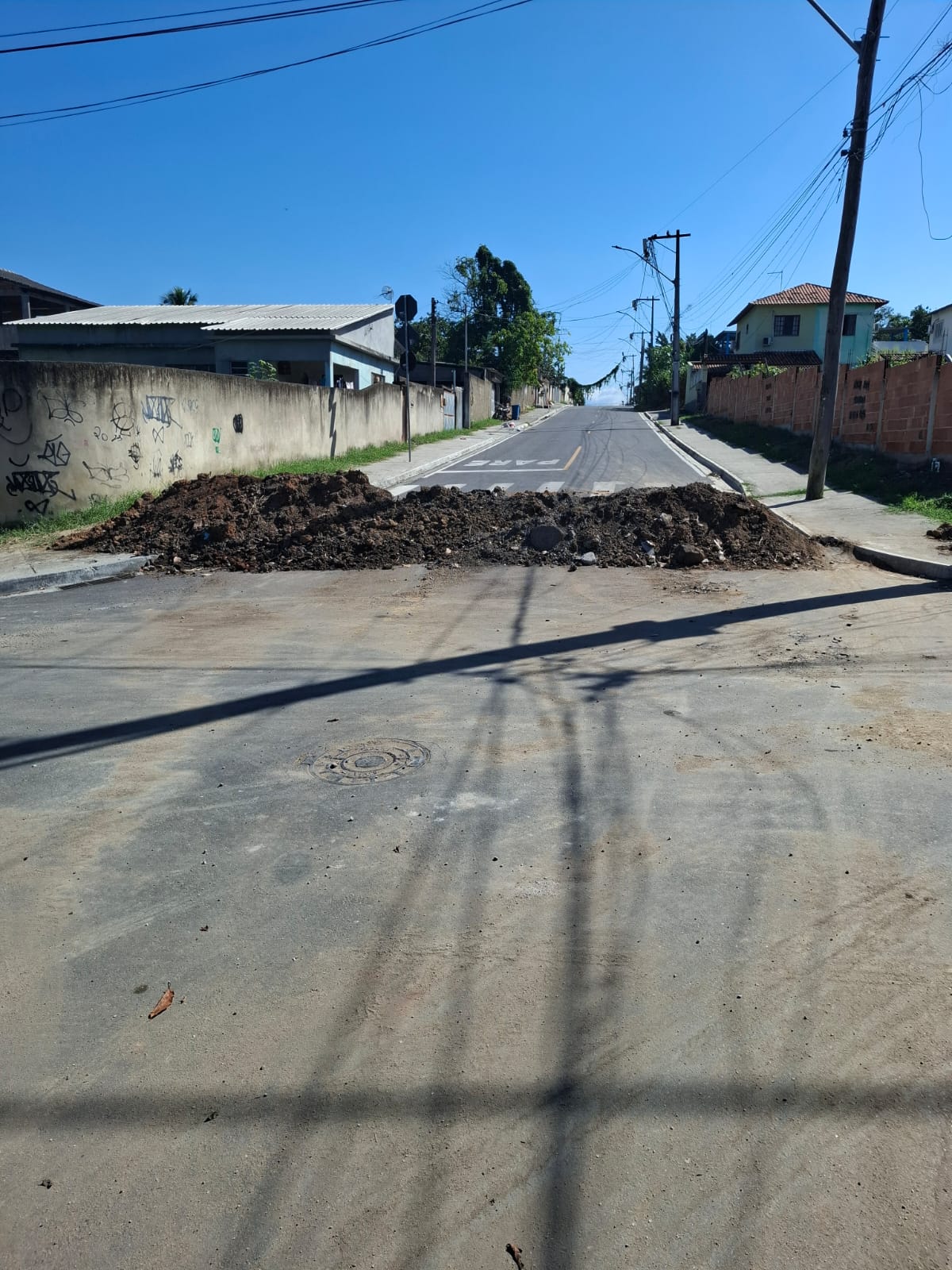 Militares do 7° BPM retiram 32 toneladas de barricadas em São Gonçalo