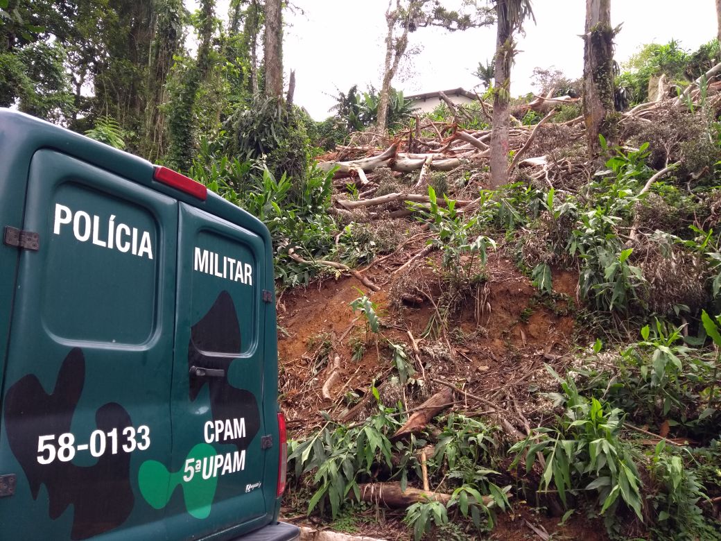 UPAm Três Picos identifica crime ambiental em condomínio de Teresópolis com ajuda de informações do Linha Verde