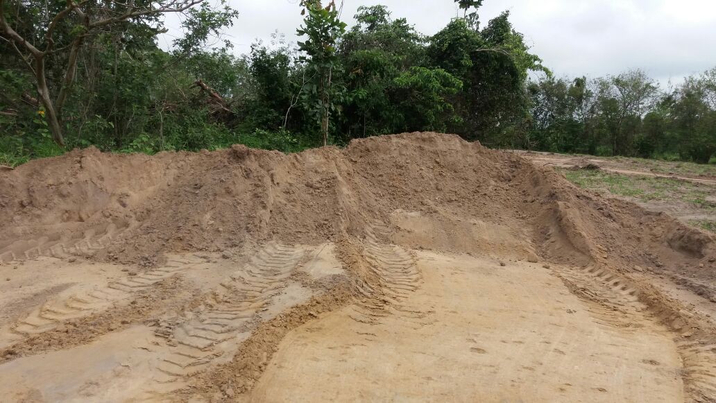 Polícia ambiental apura denúncia de extração mineral em Araruama