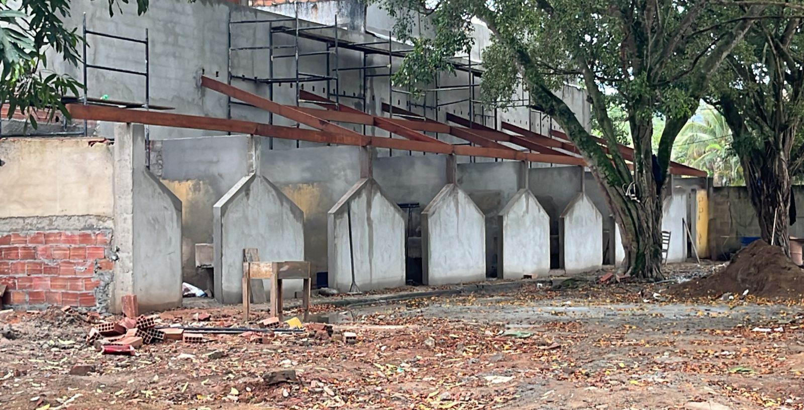 Polícia Ambiental identifica construção irregular em Guaratiba