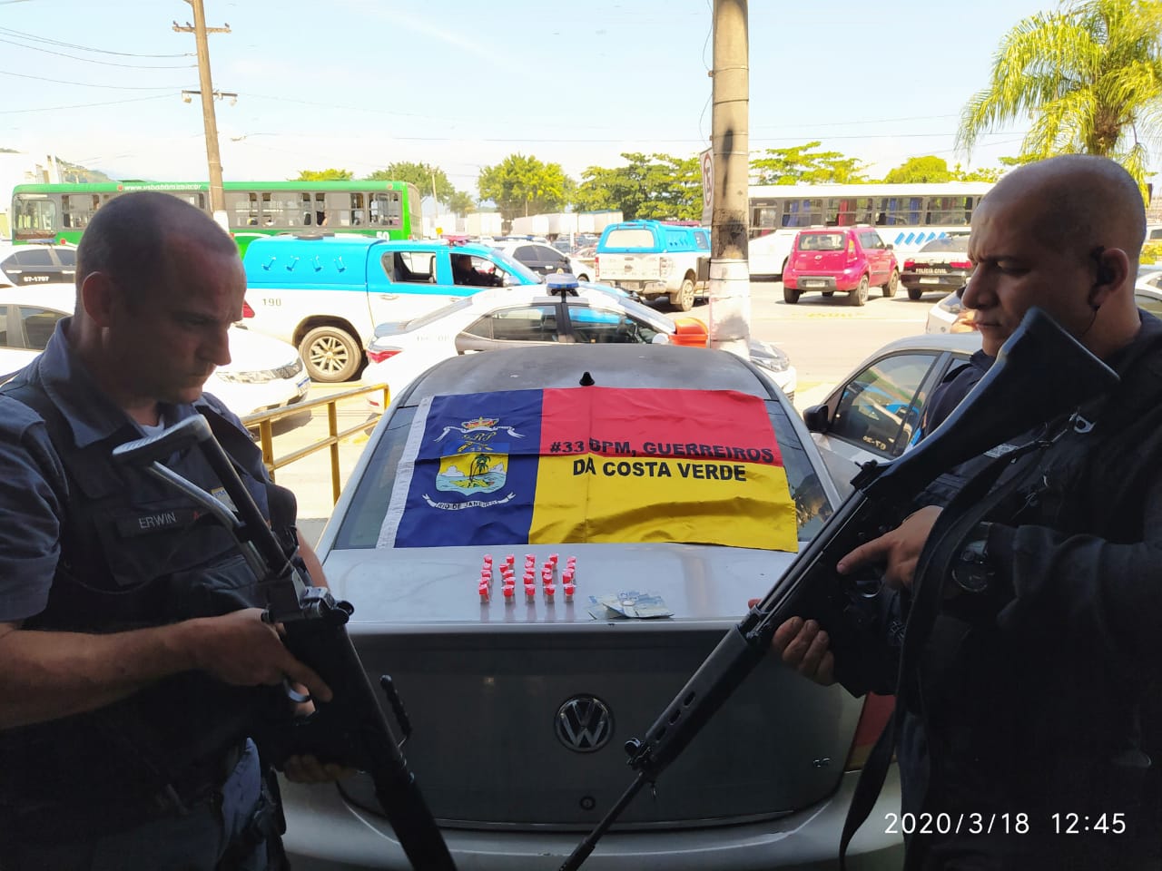 Suspeito de tráfico em Angra é preso por policiais militares