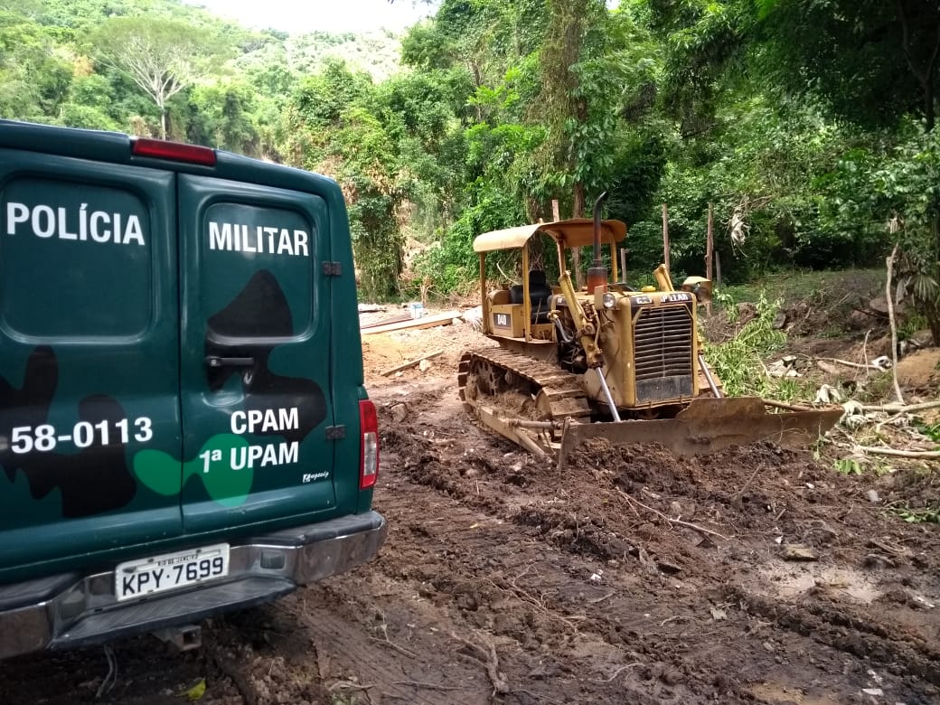 Denúncia leva polícia a encontrar 1000 metros quadrados desmatado em zona de amortecimento de Parque Estadual