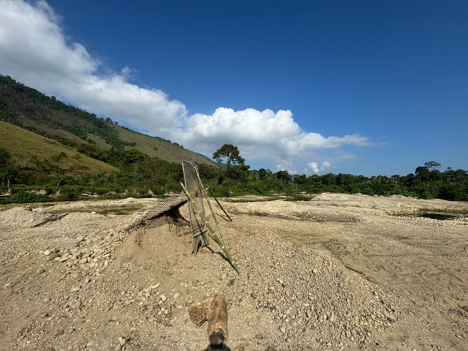 Polícia Ambiental encontra indícios de extração mineral em Angra dos Reis com auxílio do programa Linha Verde, do Disque Denúncia 