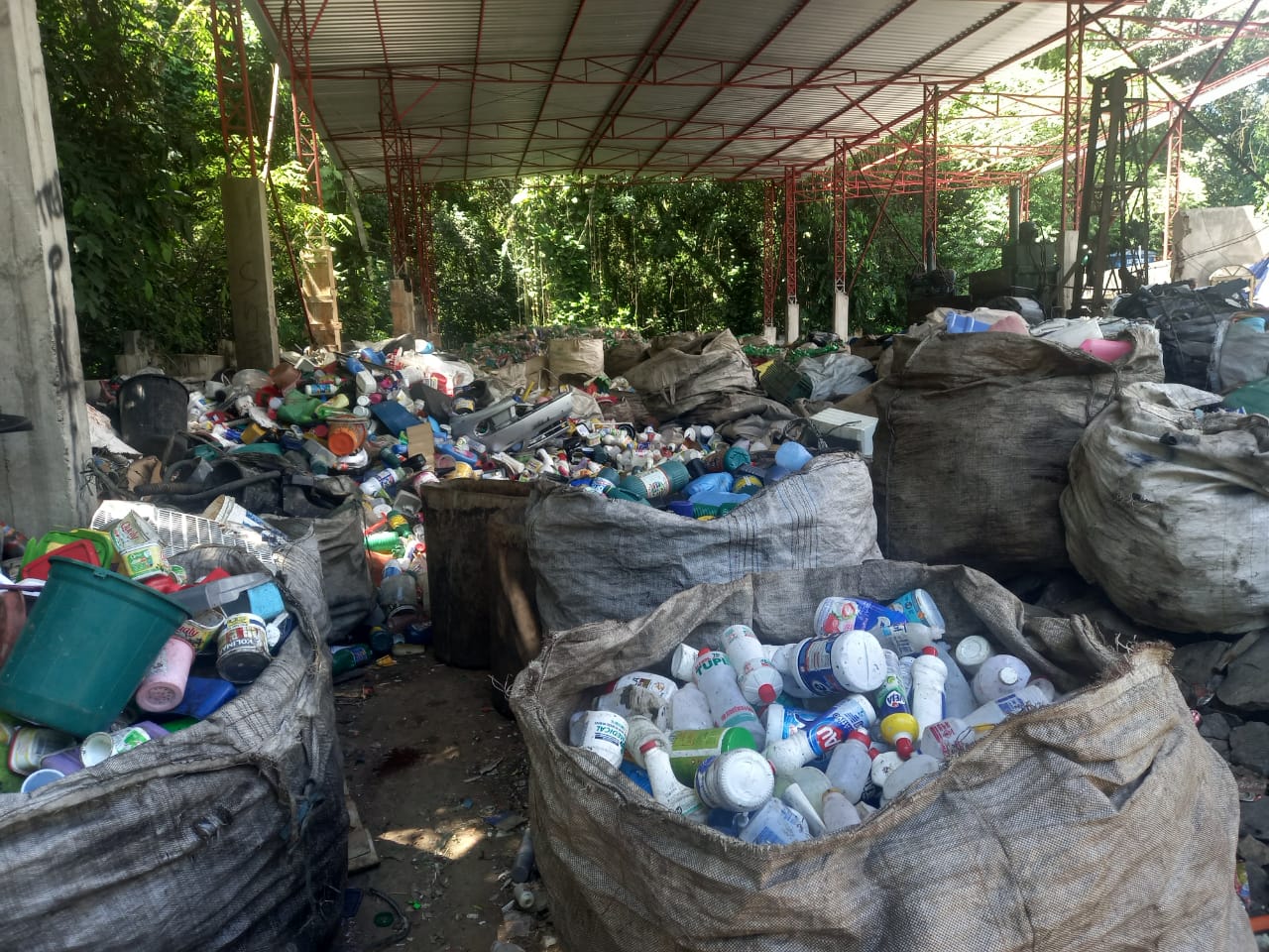 Empresa de reciclagem que operava sem licença ambiental é encontrada com auxílio de denúncia