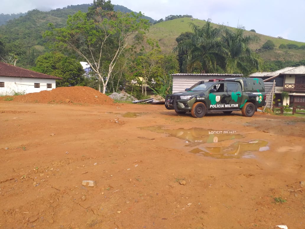 Movimentação de solo em terreno com 2500 metros quadrados é flagrada em Mangaratiba