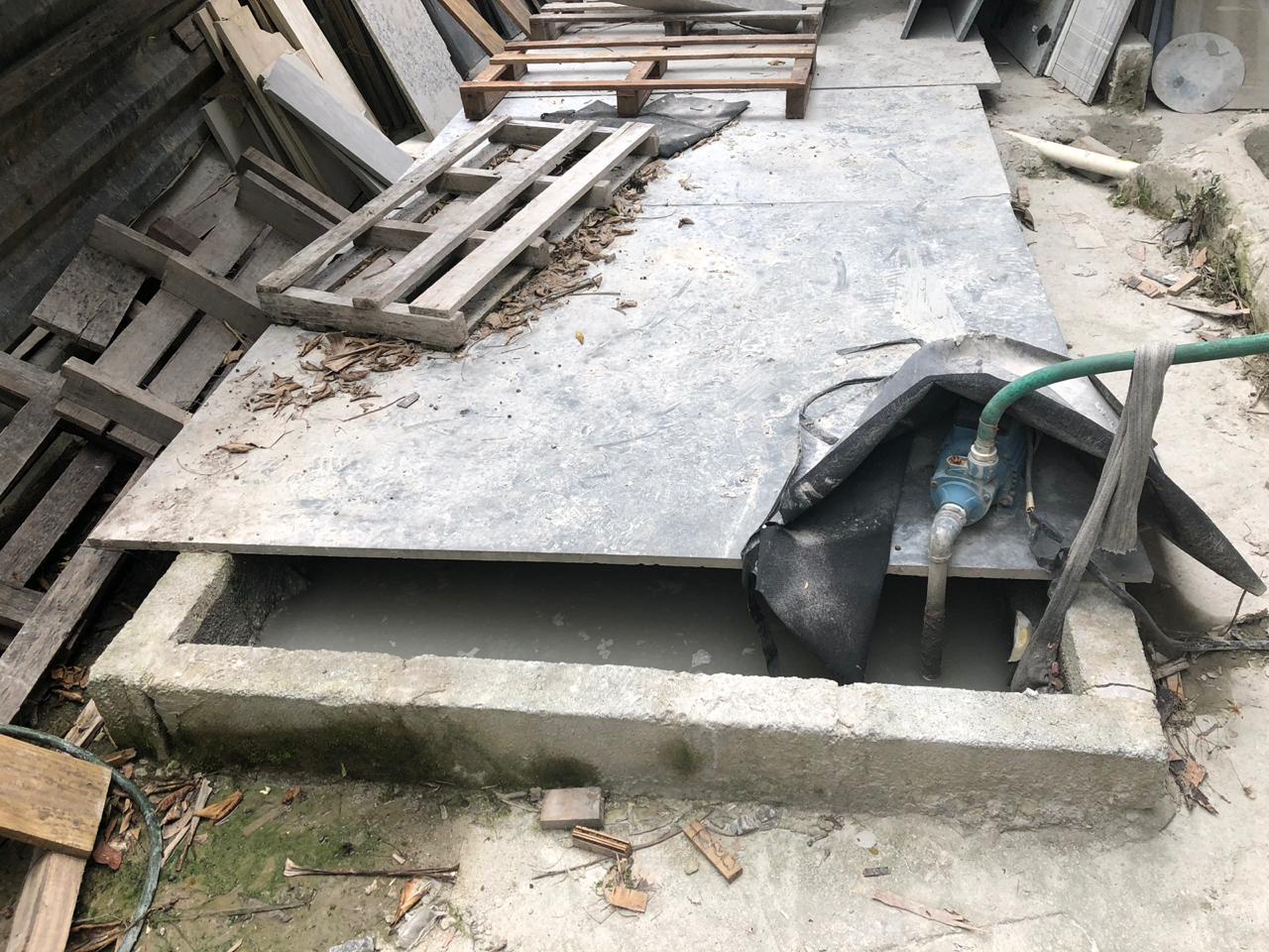 Após denúncia, polícia encontra marmoraria que funcionava de maneira irregular dentro de área de preservação em Petrópolis