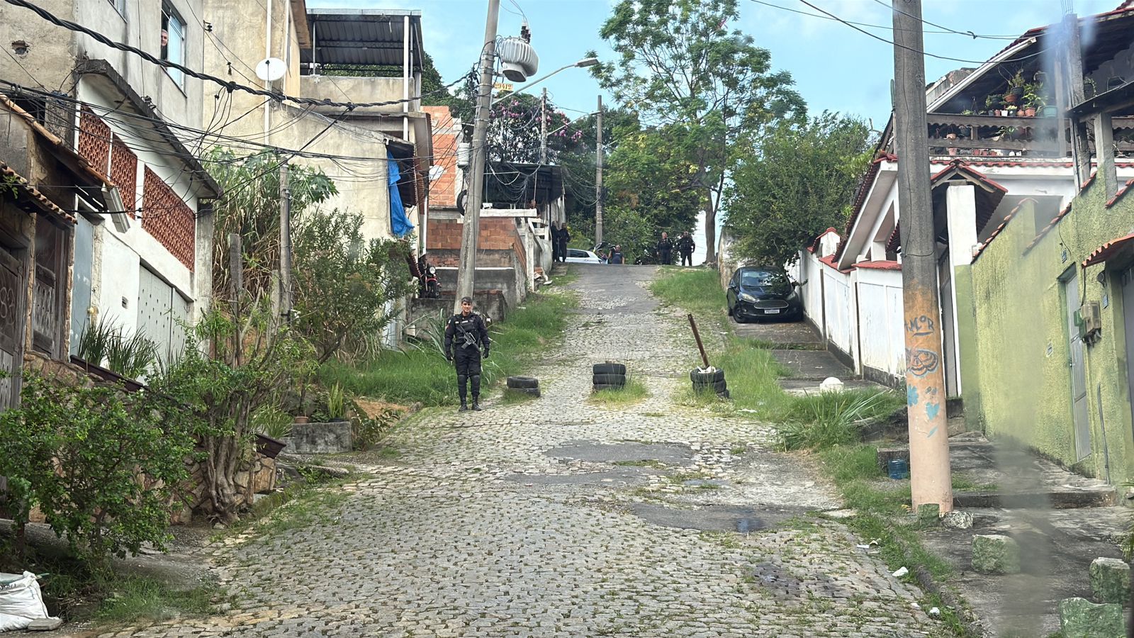 41° BPM retira sete toneladas de barricadas nas ruas de Anchieta 