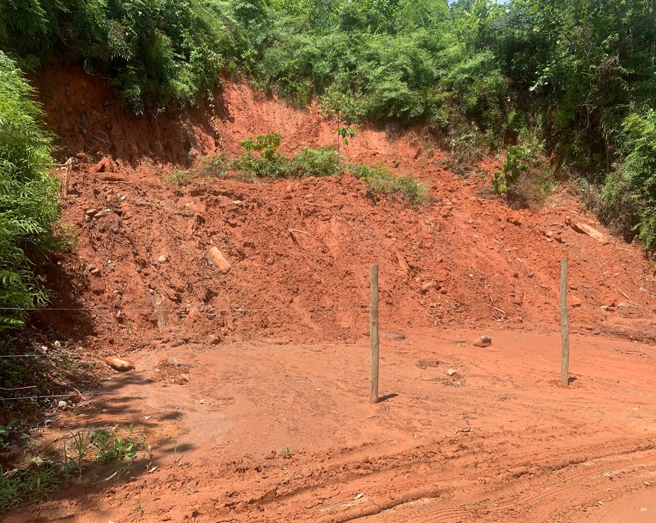 Linha Verde leva 4ª UPAm a identificar desmatamento e corte de talude em Paraty