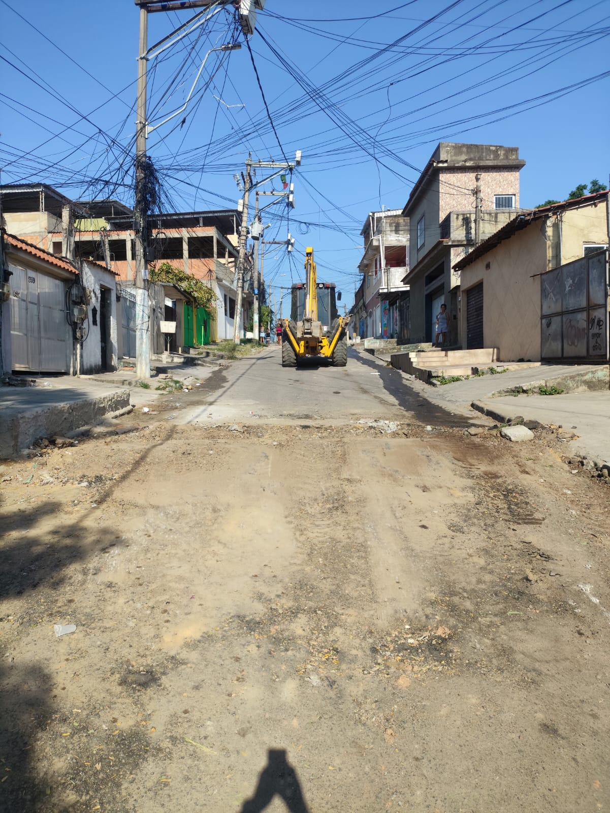 PMs do 21° BPM fazem desobstruções de ruas de São João de Meriti