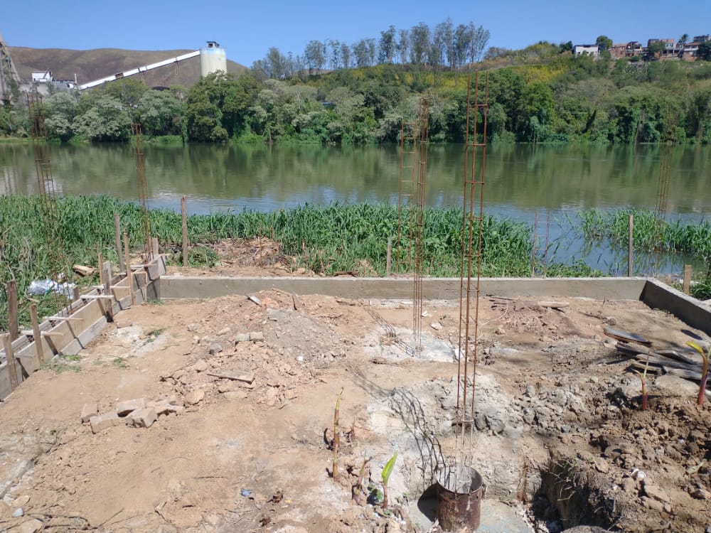 Construção irregular é encontrada em área de preservação permanente em Barra do Piraí