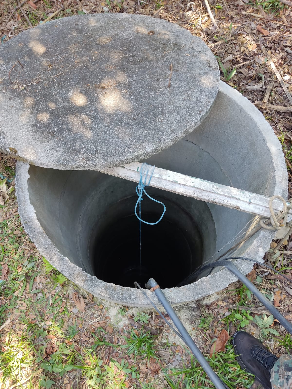 Comando de Polícia Ambiental identifica captação clandestina de água em Petrópolis após denúncia ao Linha Verde