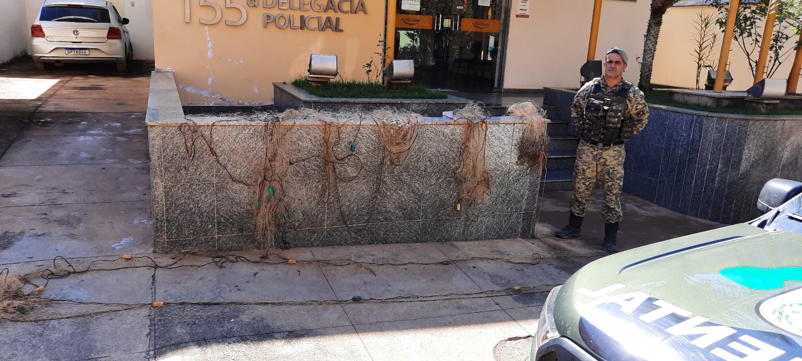 Denúncia de pesca predatória feita ao Linha Verde, leva polícia a apreender redes de arrasto em São Sebastião do Alto 