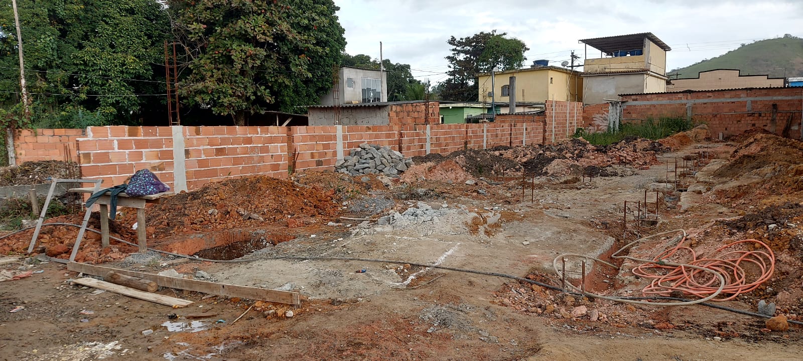 1ª UPAm identifica construção irregular em Magé com auxílio de denúncia